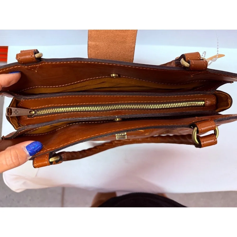Patricia Nash Rosina‎ Tooled Metallic GOLD LEATHER  Satchel PURSE Tan NWT